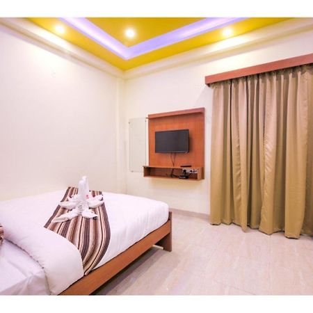Kusum House Bed & Breakfast เกรทเตอร์นอยดา ภายนอก รูปภาพ