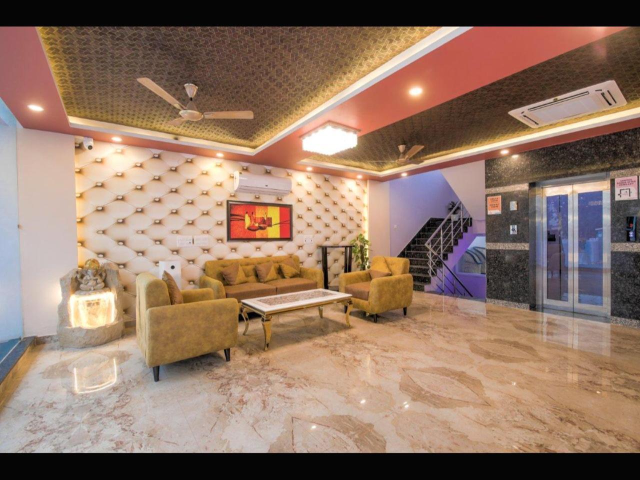 Kusum House Bed & Breakfast เกรทเตอร์นอยดา ภายนอก รูปภาพ